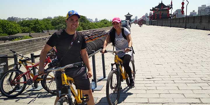 Xian City Wall-biking tour