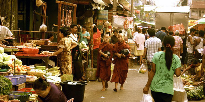 Bogyokeaung San Scott Market