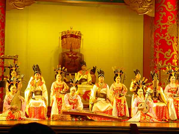 Enjoy Tang Dynasty Show