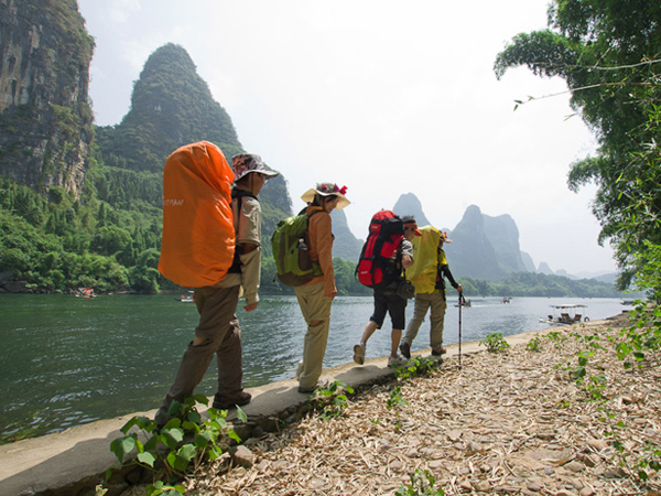 Hiking along the Li River