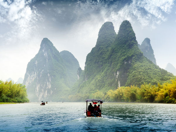 A Wonderful Hiking Day along the Li River