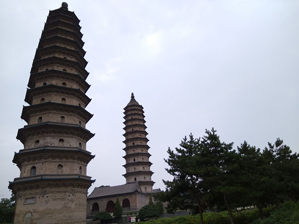 Twin Pagoda Temple